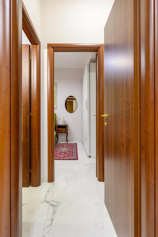 Luxury Apartment Re Di Roma Kültér fotó
